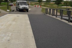 Vervangen slijtlaag brug Beuningen