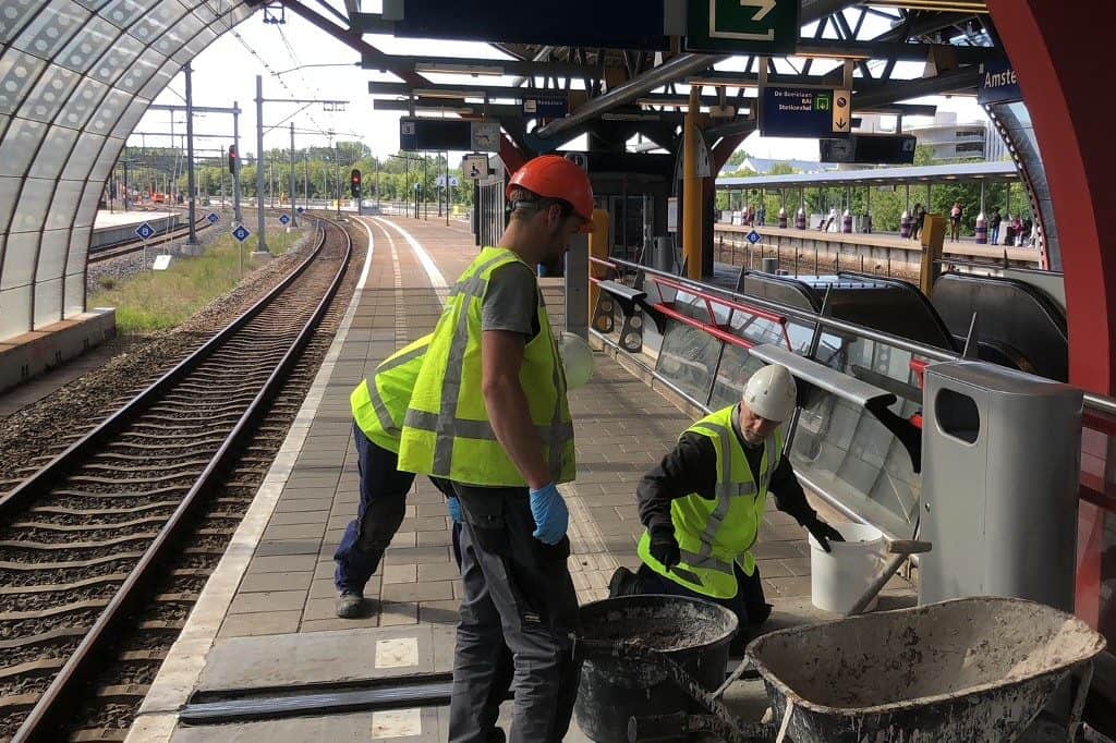 Dilatatievoegen vervangen op Station RAI