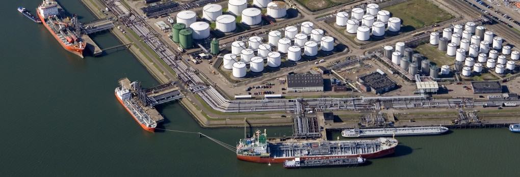 Betonnen ondergrond en fundering voor tankterminal